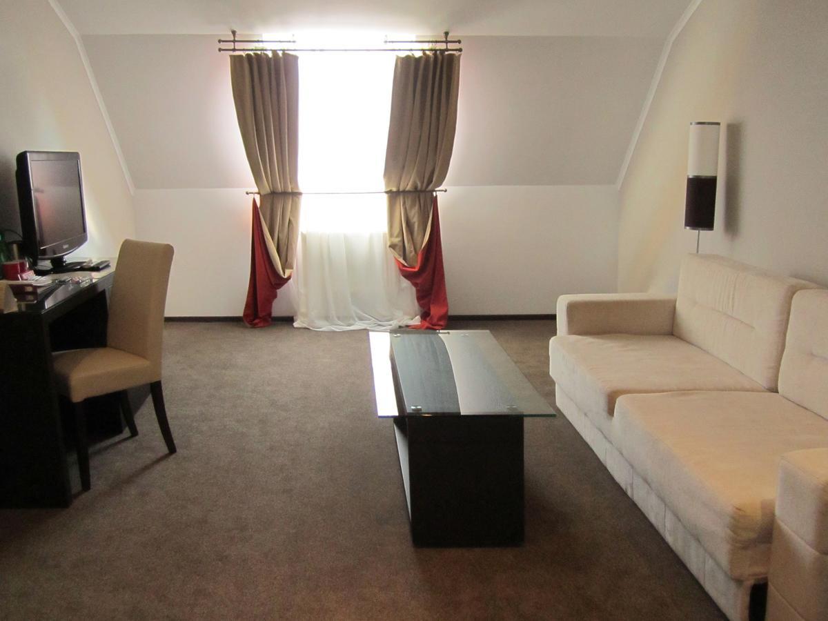 Optima Collection Kharkiv Hotel Kültér fotó